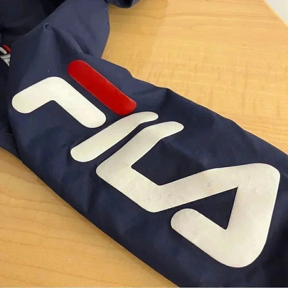 Fila boy windbreaker jacket  size M (7/8) - Picture 7 of 12